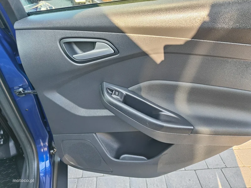 Ford Focus III 24