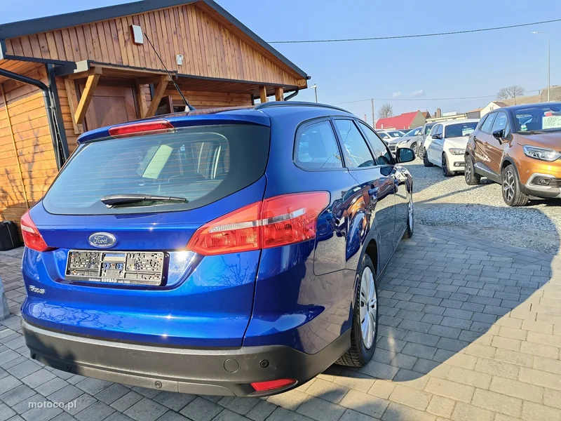 Ford Focus III 6