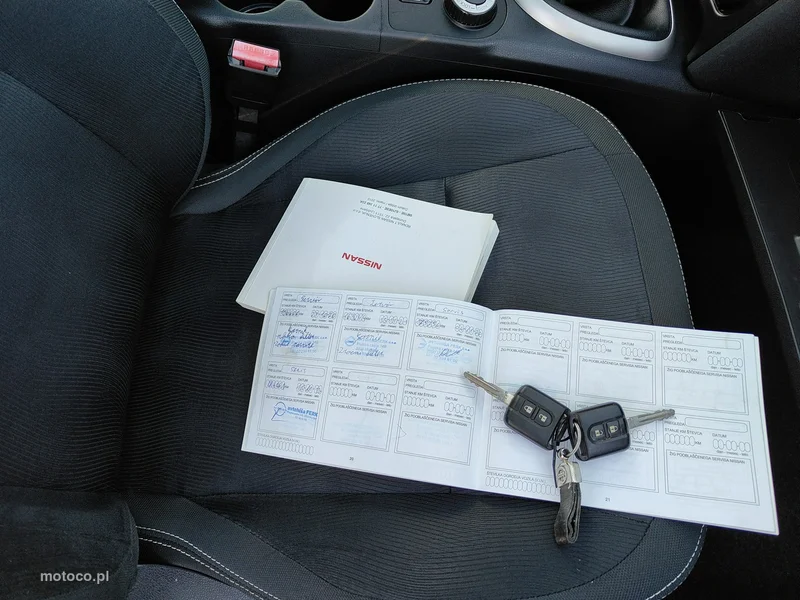 Nissan Qashqai+2 9