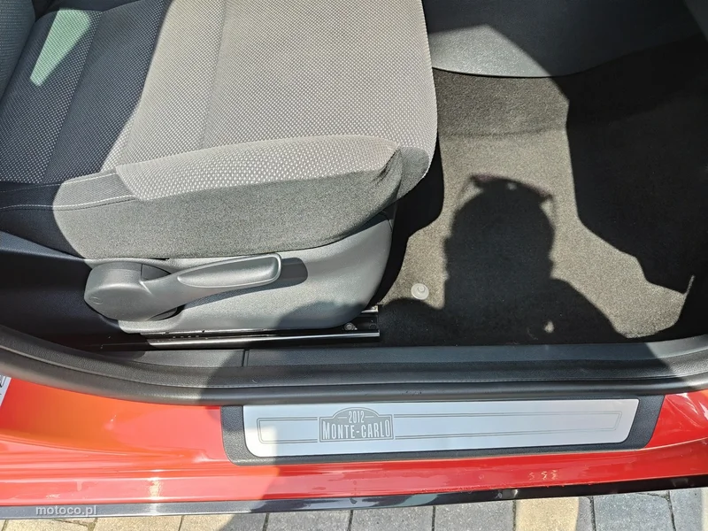 Skoda Fabia II 21