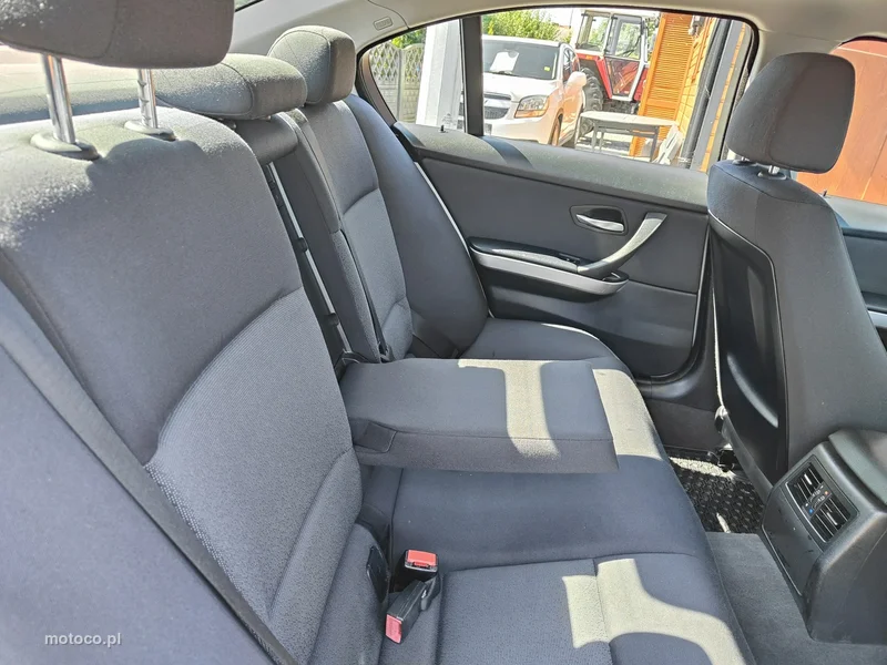 BMW Seria 3 E90 318 20