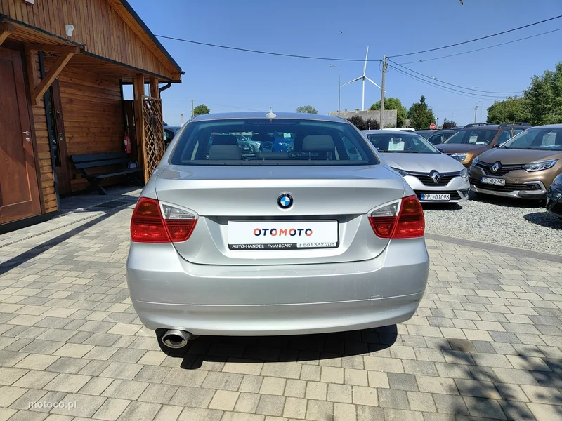 BMW Seria 3 E90 318 4