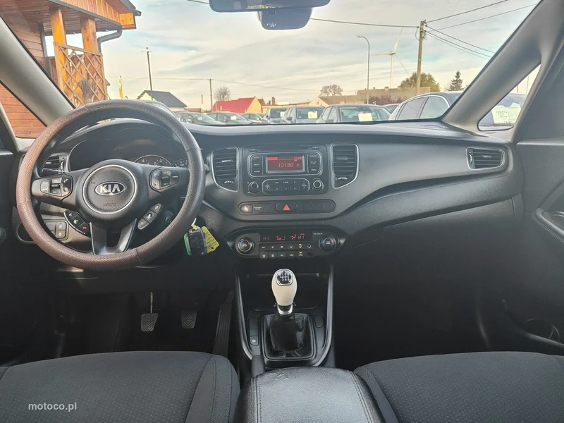 Kia Carens 14