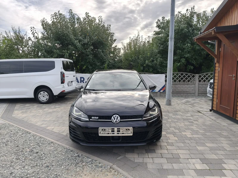 Volkswagen Golf VII 2