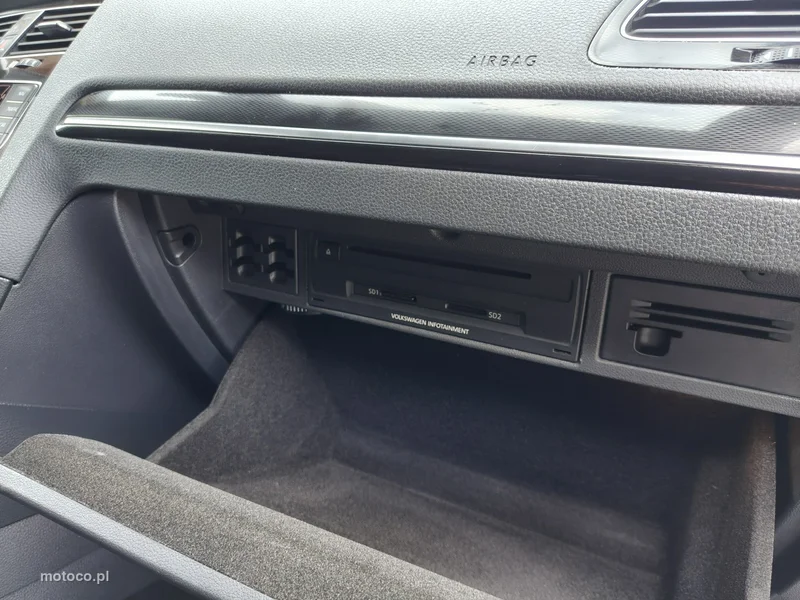 Volkswagen Golf VII 21