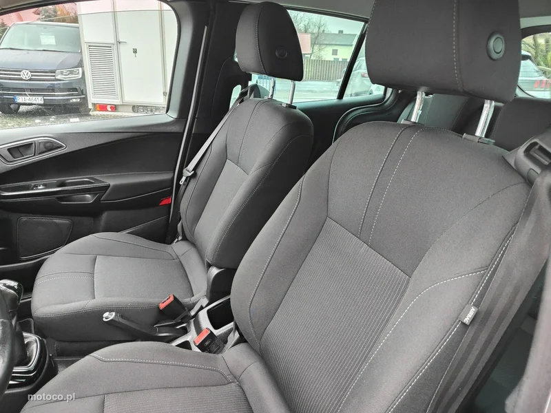 Ford B-Max 11