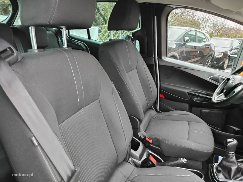Ford B-Max 18
