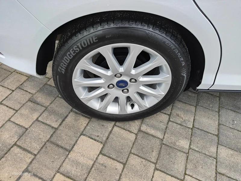 Ford B-Max 27