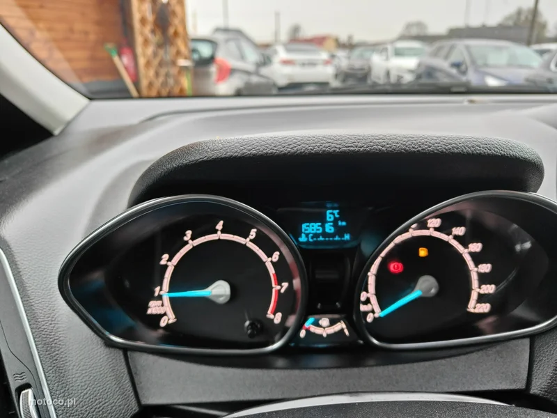 Ford B-Max 9