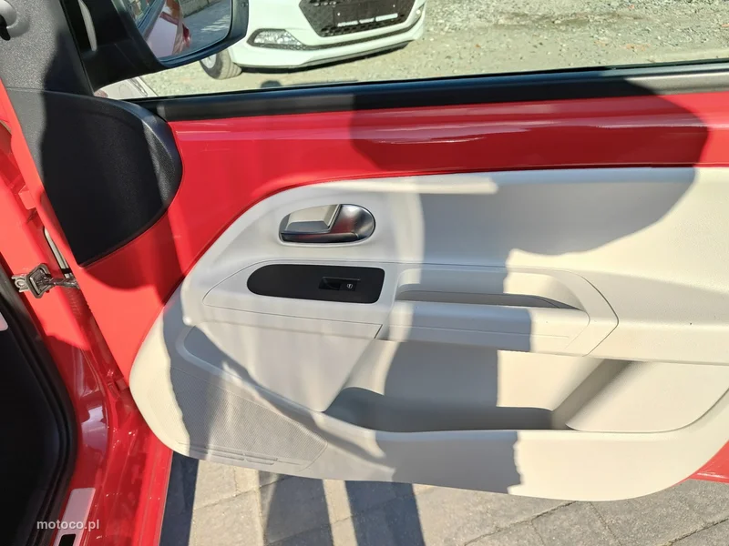 Volkswagen up! 20