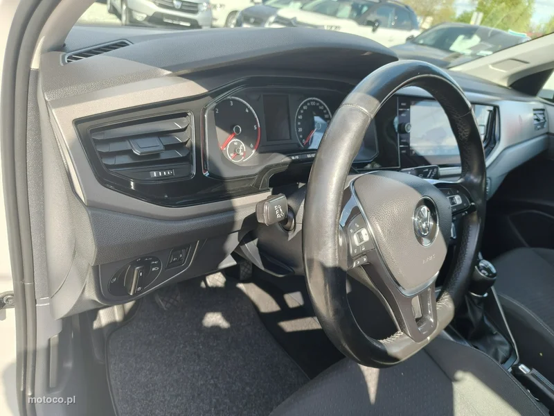 Volkswagen Polo VI AW 14