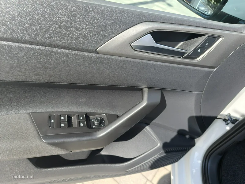 Volkswagen Polo VI AW 16