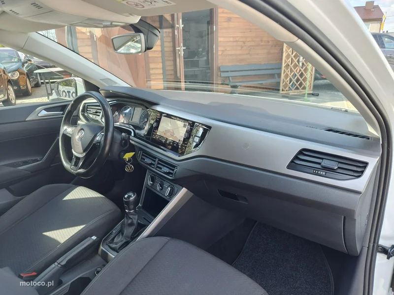 Volkswagen Polo VI AW 19