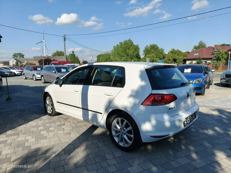 Volkswagen Golf VII 4