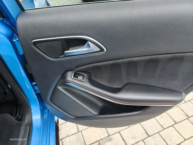 Mercedes-Benz Klasa A W176 A 200 24