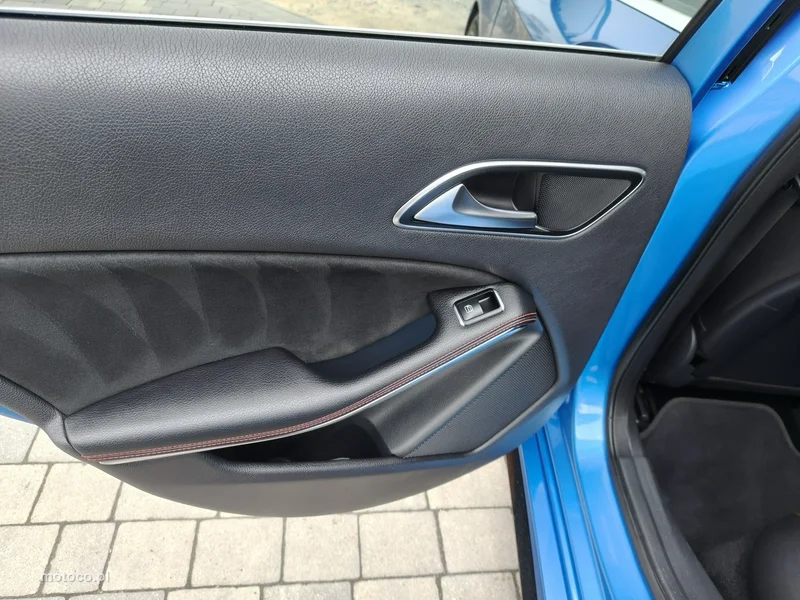 Mercedes-Benz Klasa A W176 A 200 27