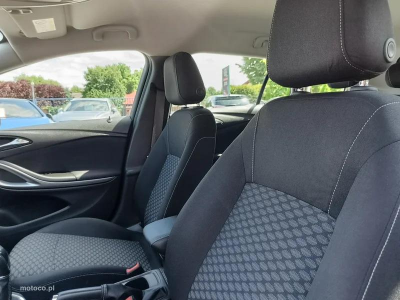 Opel Astra K 13