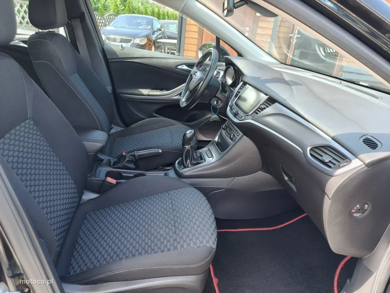 Opel Astra K 19