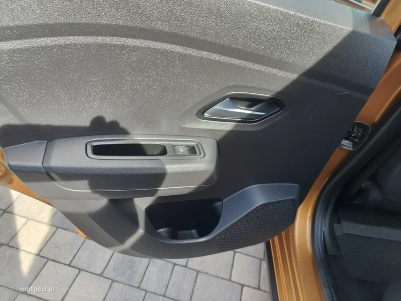 Dacia Sandero 25