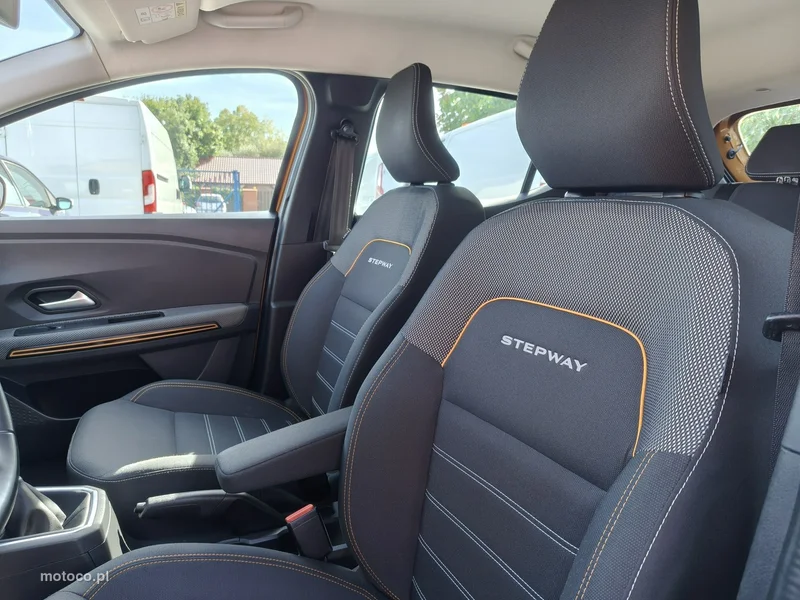 Dacia Sandero 30