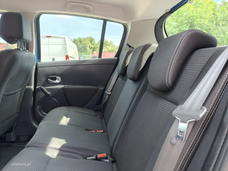 Renault Clio III 24