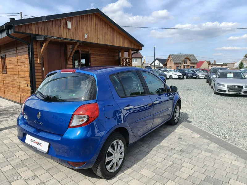 Renault Clio III 6