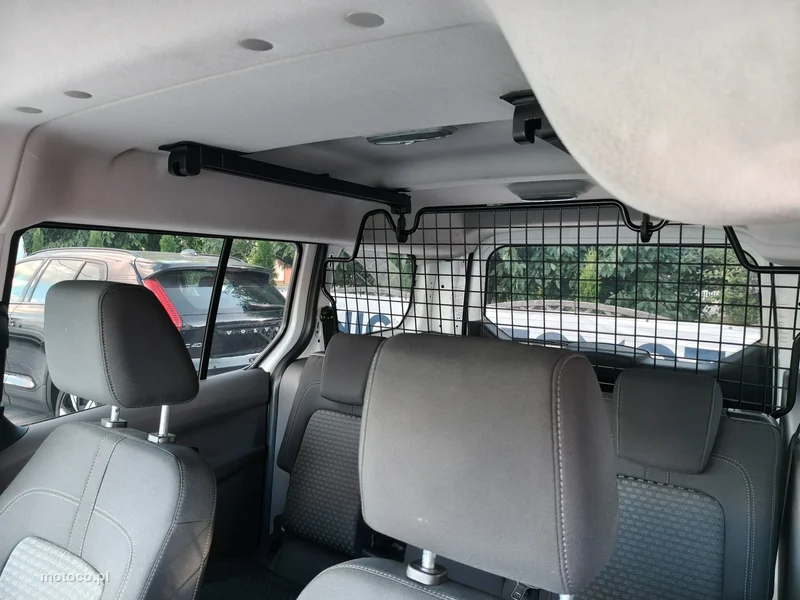 Ford Transit Connect 17