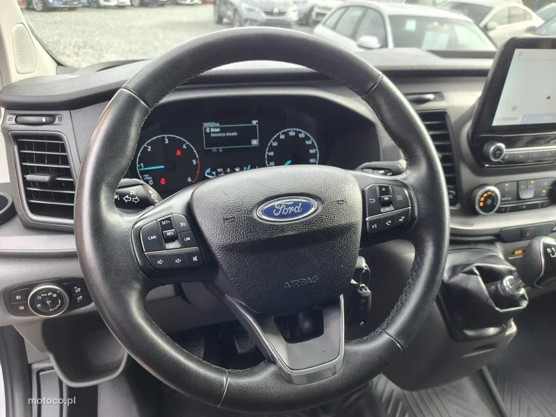 Ford Transit Custom 11