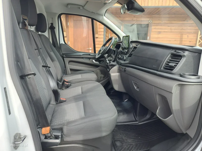 Ford Transit Custom 17