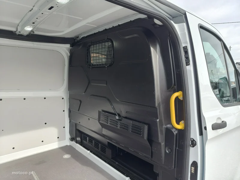 Ford Transit Custom 22