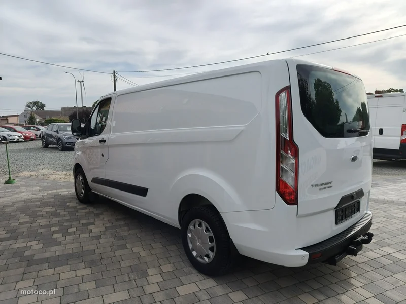 Ford Transit Custom 6