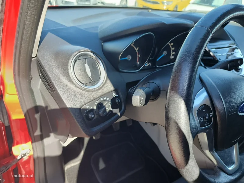Ford Fiesta VI 13