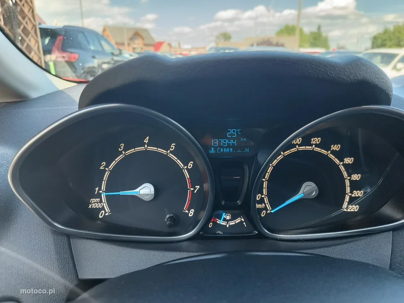 Ford Fiesta VI 8