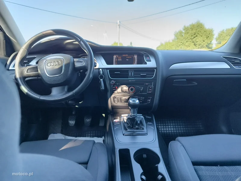 Audi A4 B8 17