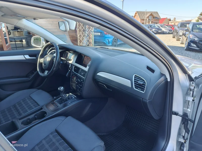 Audi A4 B8 22