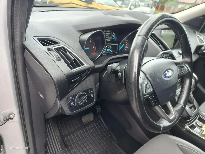 Ford Kuga II 13