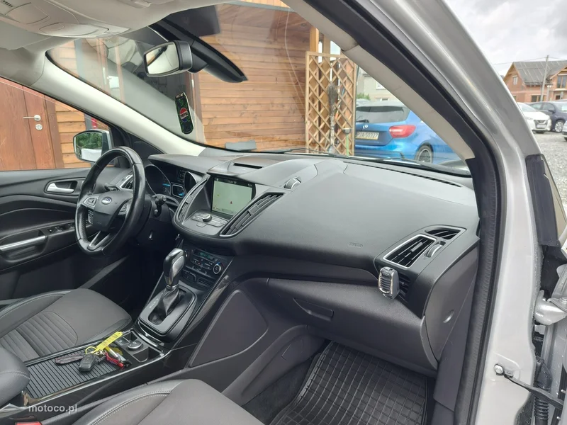 Ford Kuga II 21