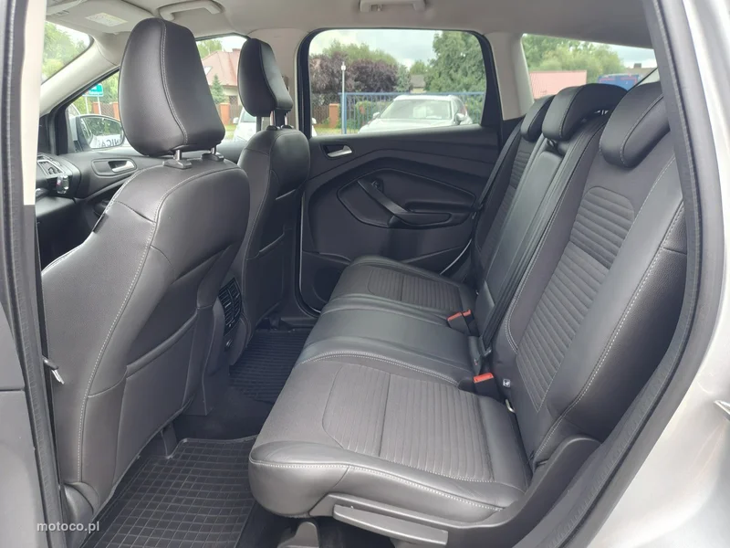 Ford Kuga II 27