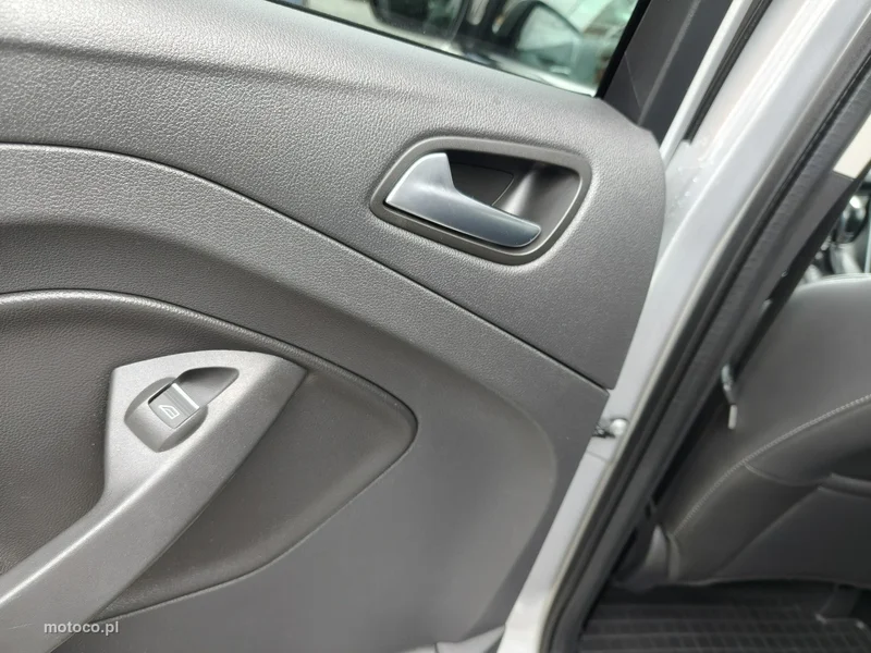 Ford Kuga II 29
