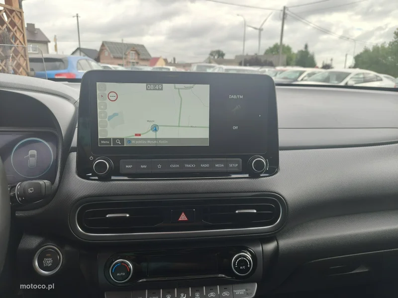 Hyundai KONA 12
