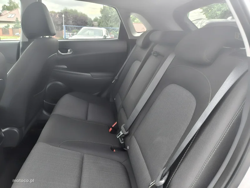 Hyundai KONA 27