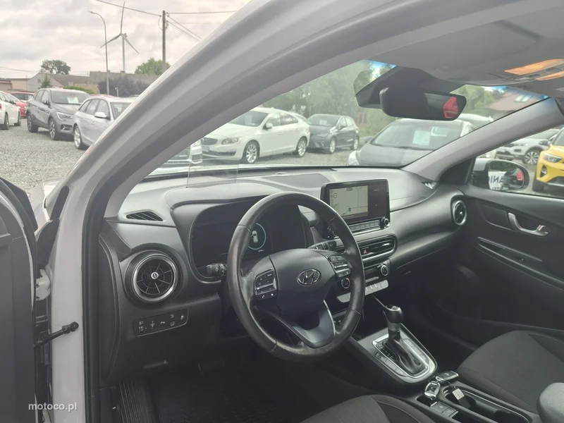 Hyundai KONA 10