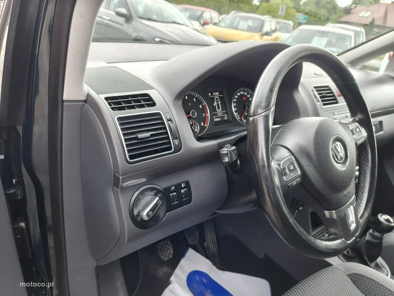 Volkswagen Touran 1T 13