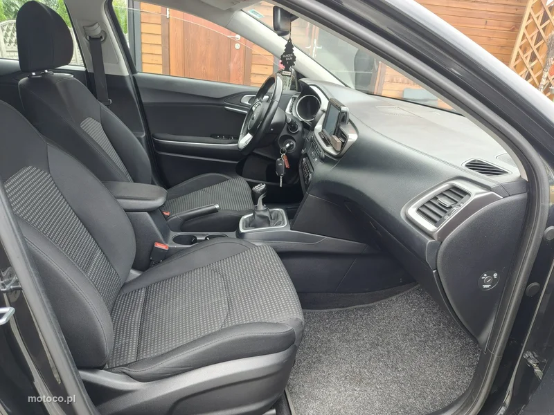 Kia Cee'd 21