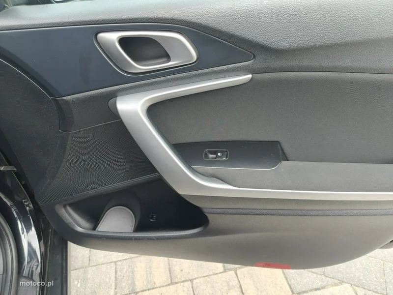Kia Cee'd 24