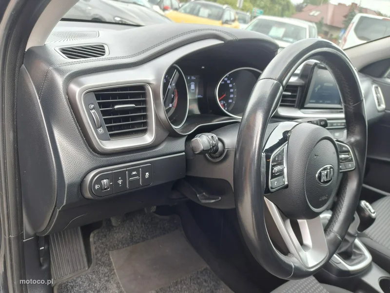 Kia Cee'd 10