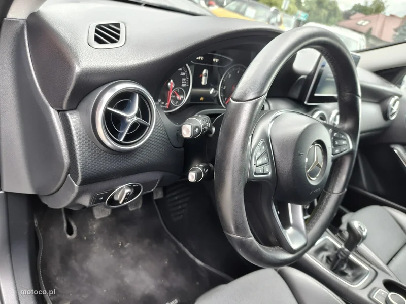 Mercedes-Benz Klasa A W176 A 160 11
