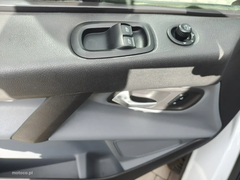 Ford Transit Custom 16