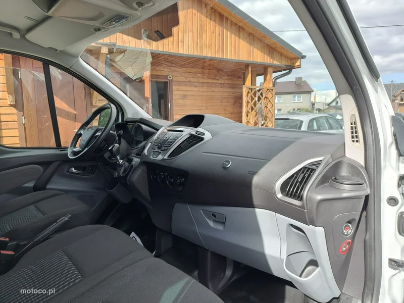Ford Transit Custom 19