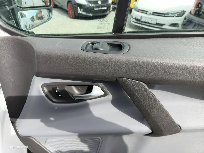 Ford Transit Custom 20